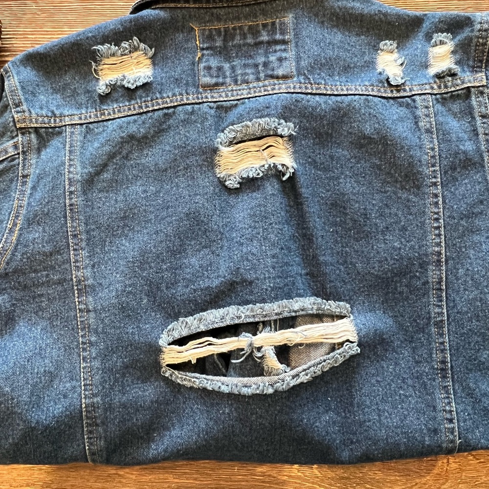 Jean jacket - Picture 3 of 3